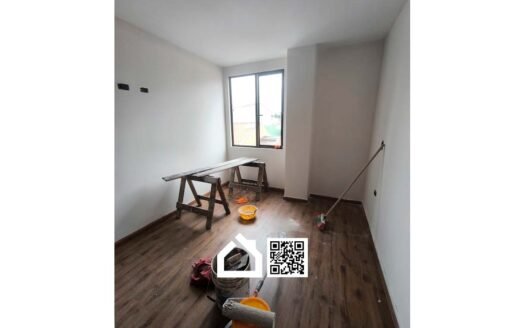 Departamento 202 Edificio con vista al parque en Cuenca, Ecuador