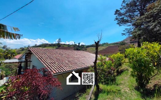 Terreno con Vivienda en Sta. Isabel Sector Trancapamba
